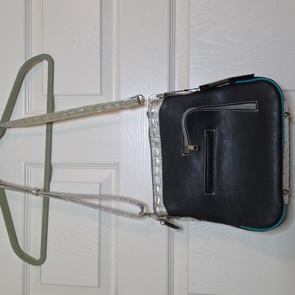 Cowgirl Trendy Cross Body Teal Hot Pink Silver Black Butterfly Embellished Bag - Picture 9 of 16